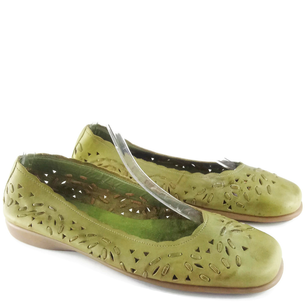 Coldwater Creek Green Perforated Leather Flats